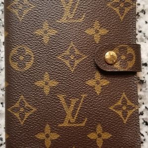 Louis Vuitton Small Agenda Monogram